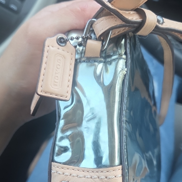 Vintage Coach Poppy Mirror Metallic Flight Bag - Picture 6 of 11